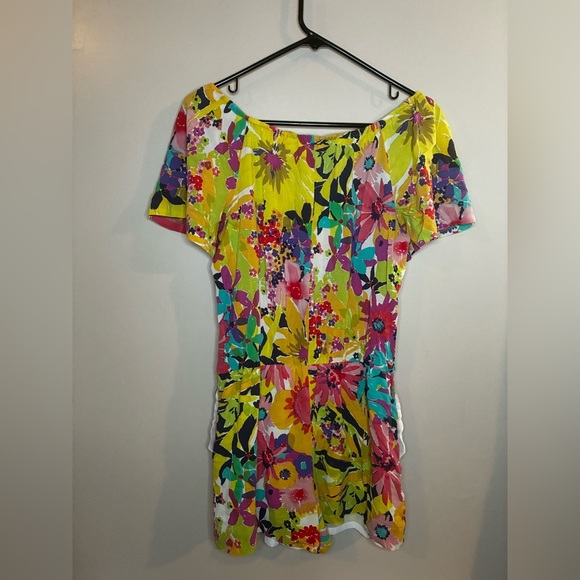 Trina Turk 2 colorful Feminine Tropical Silk Romper Shorts Off Shoulder Pocket - Picture 3 of 8